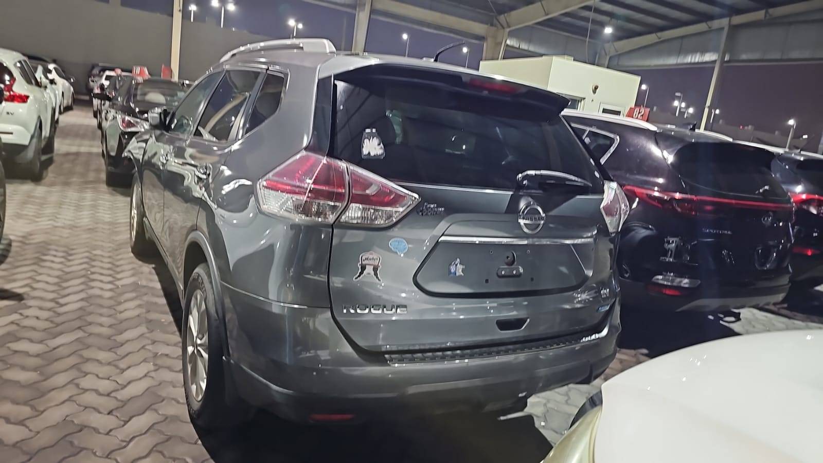 2014 NISSAN ROGUE — 140869 Miles — Lot 3EC837810 — Souq - Marhaba Auctions Used Cars - Image 5