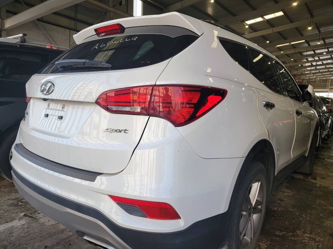 2017 HYUNDAI SANTA FE SPORT — 131049 Miles — Lot H025319 — Main - Marhaba Auctions Used Cars - Image 3
