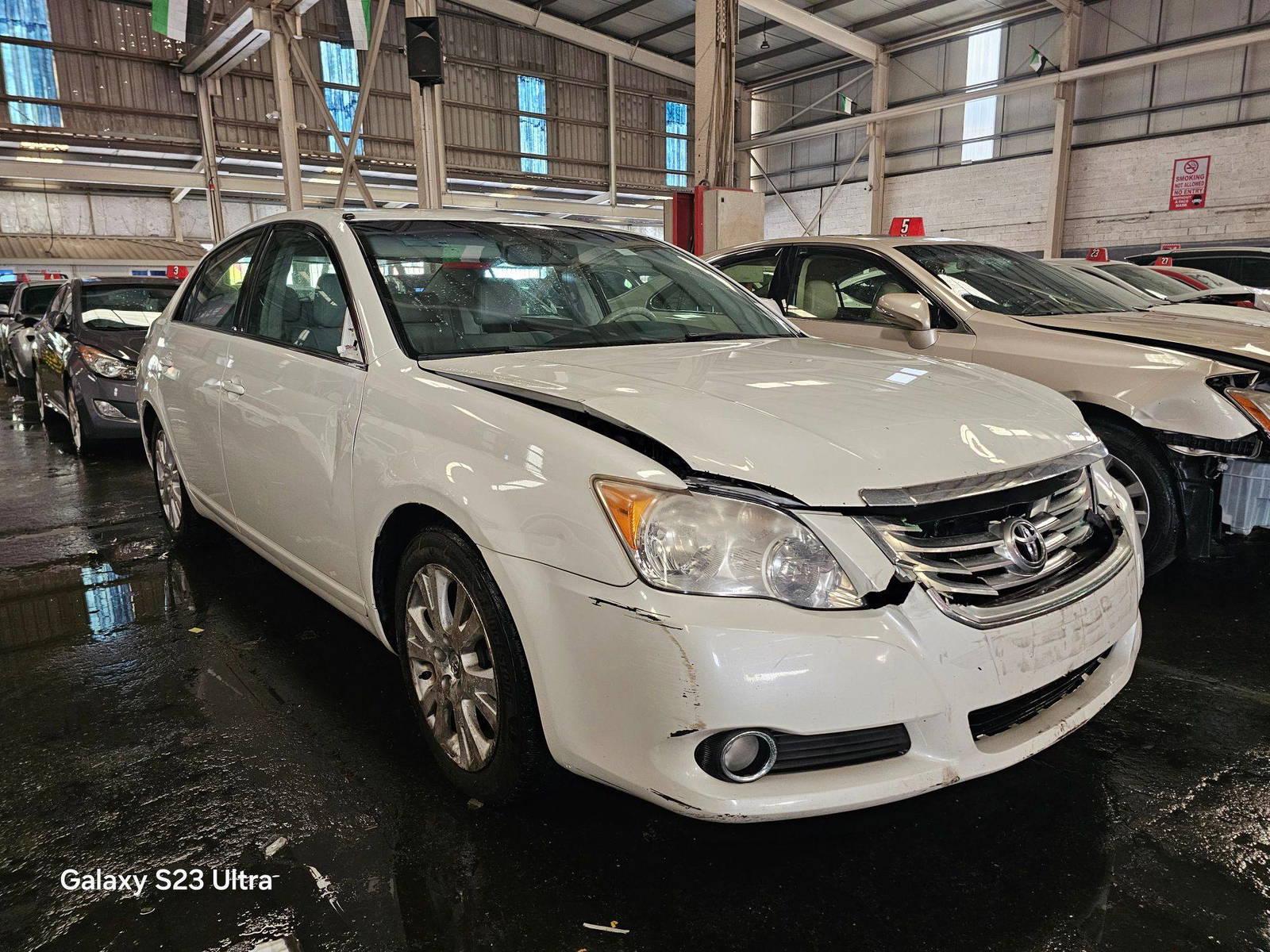 TOYOTA AVALON 2010 - Marhaba Auction Used Cars - Image 4