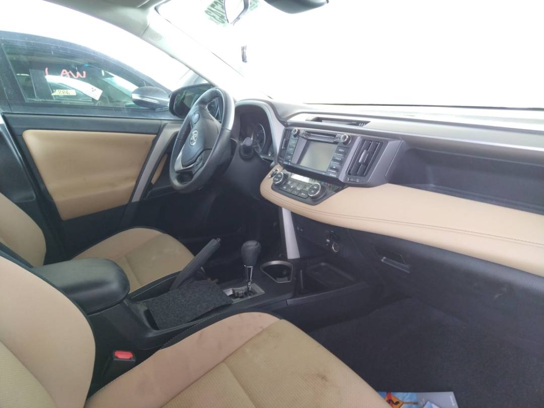 2018 TOYOTA RAV4 — 49723 Miles — Lot 66586743 - Marhaba Auctions Used Cars - Image 8