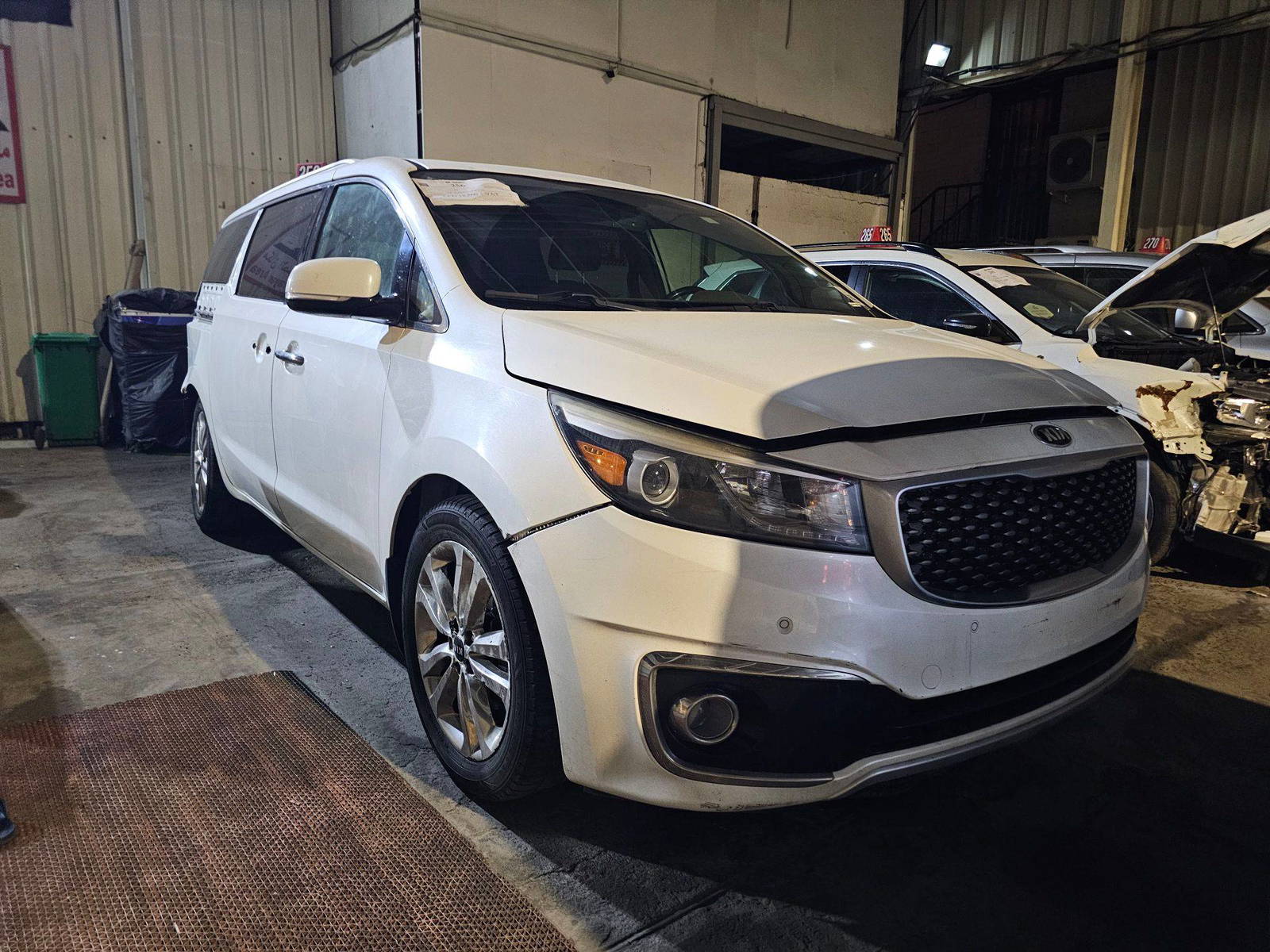 KIA SEDONA 2015 - Marhaba Auction Used Cars - Image 4