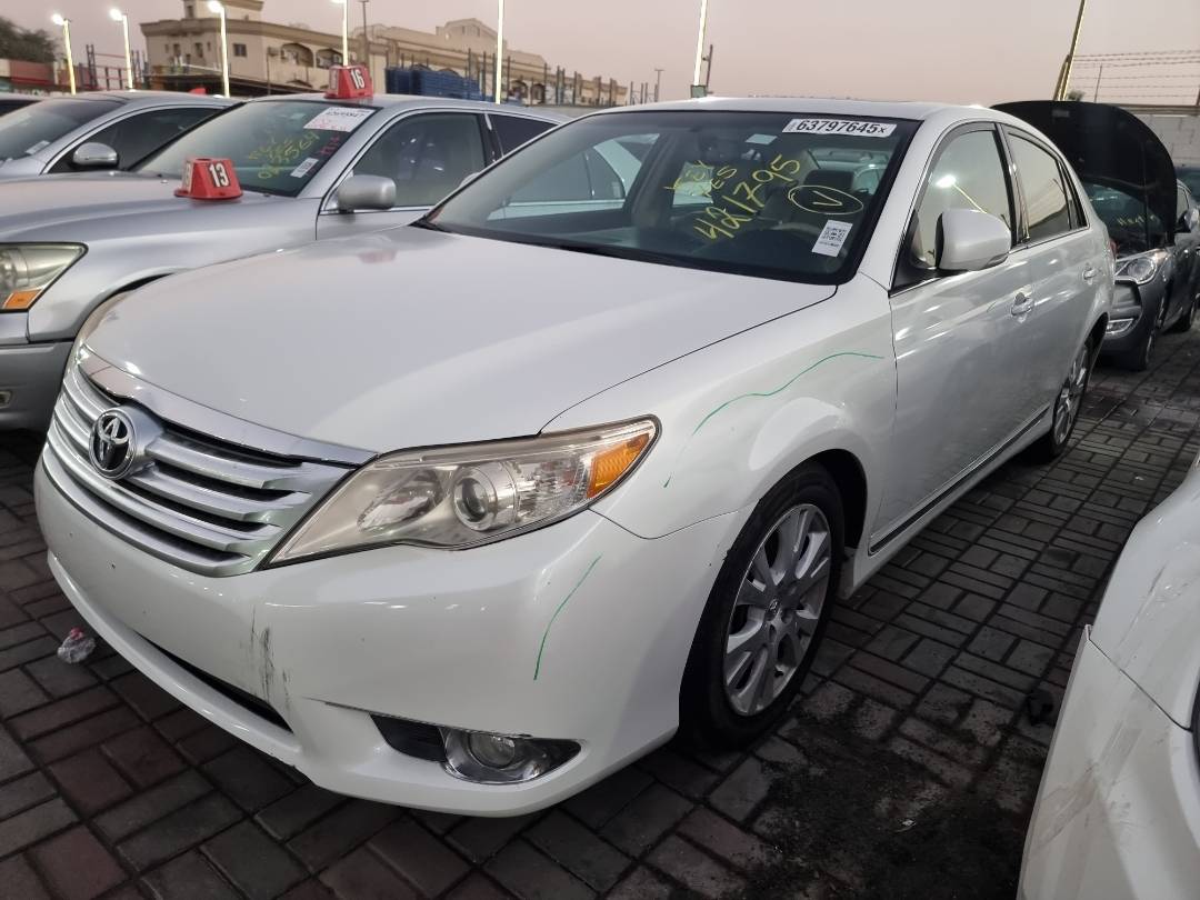 2011 TOYOTA AVALON — 180873 Miles — Lot 421795 — Souq - Marhaba Auctions Used Cars - Image 3