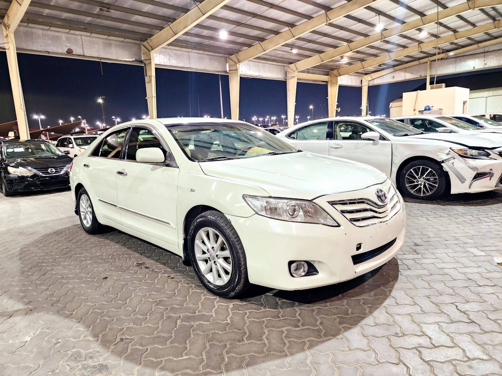 2011 TOYOTA CAMRY — 255936 KM — Lot 8BX663634 — Souq - Marhaba Auctions Used Cars - Image 4