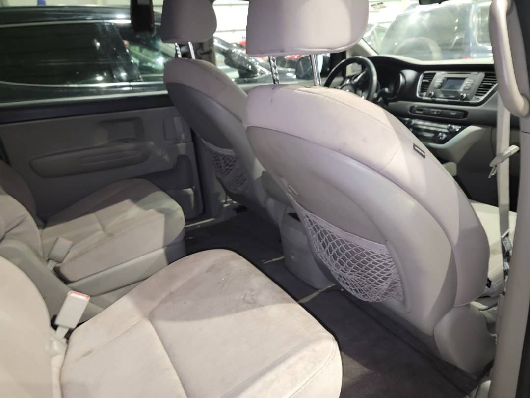 2015 KIA SEDONA — 237781 Miles — Lot 6029945 - Marhaba Auctions Used Cars - Image 4