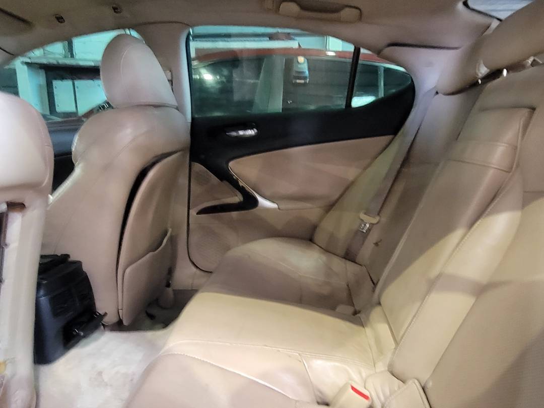 2007 LEXUS IS 250 — 190 603 Miles — Lot 029337 — Souq - Marhaba Auctions Used Cars - Image 7