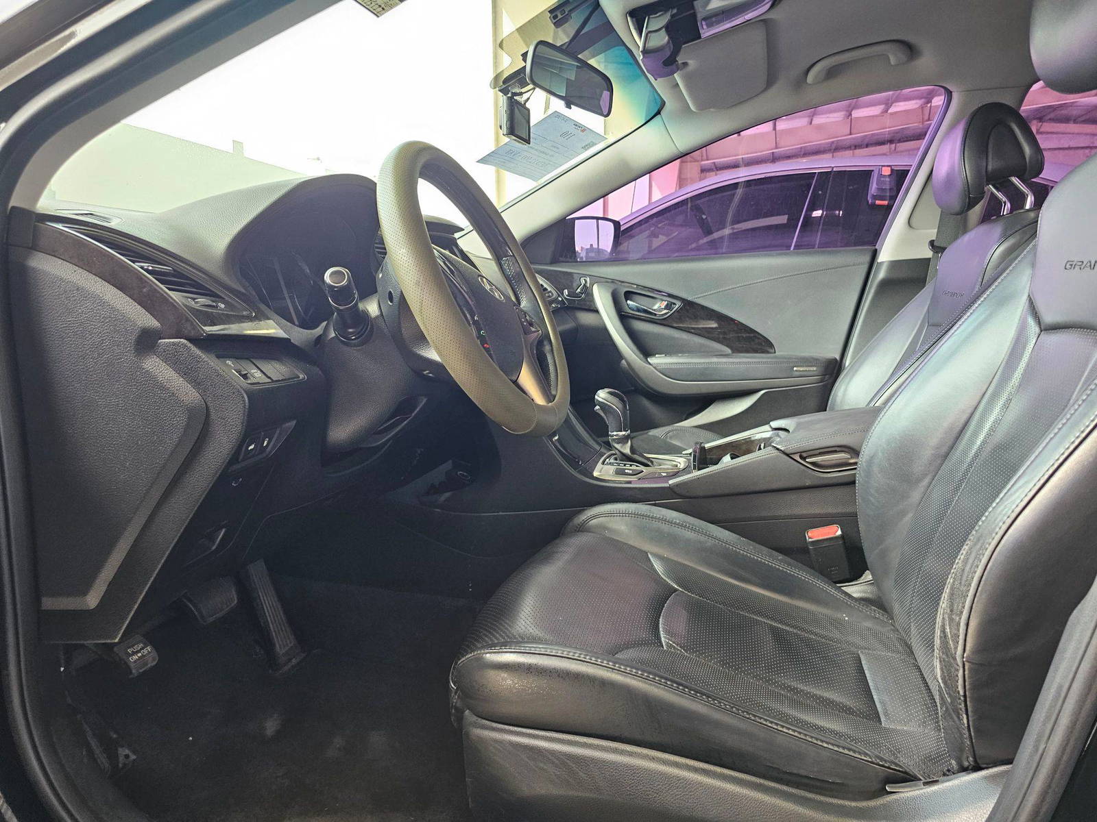 HYUNDAI GRANDEUR 2011 - Marhaba Auction Used Cars - Image 8