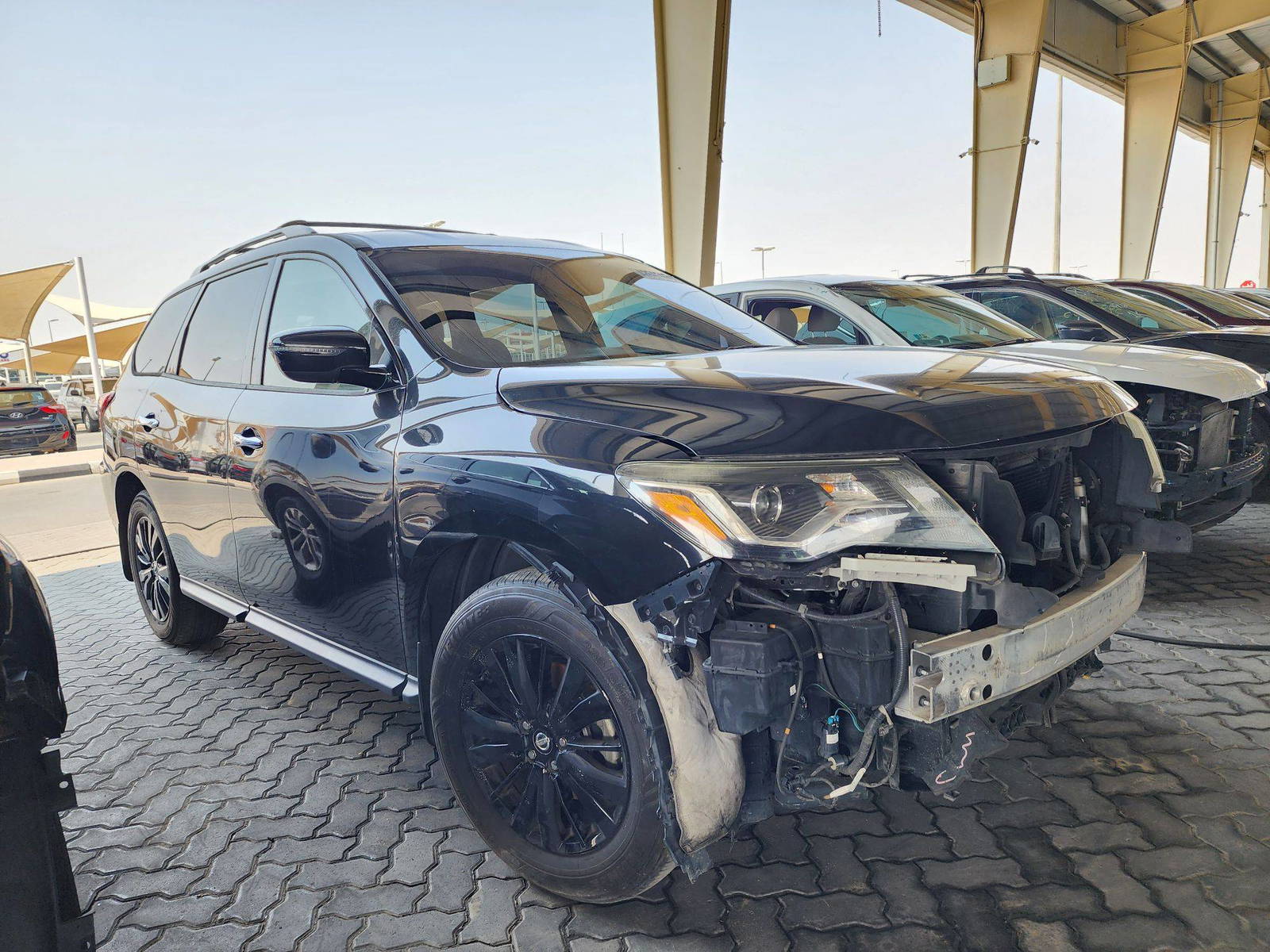 2017 NISSAN PATHFINDER — 151614 Miles — Lot 48545134 — Souq - Marhaba Auctions Used Cars - Image 4