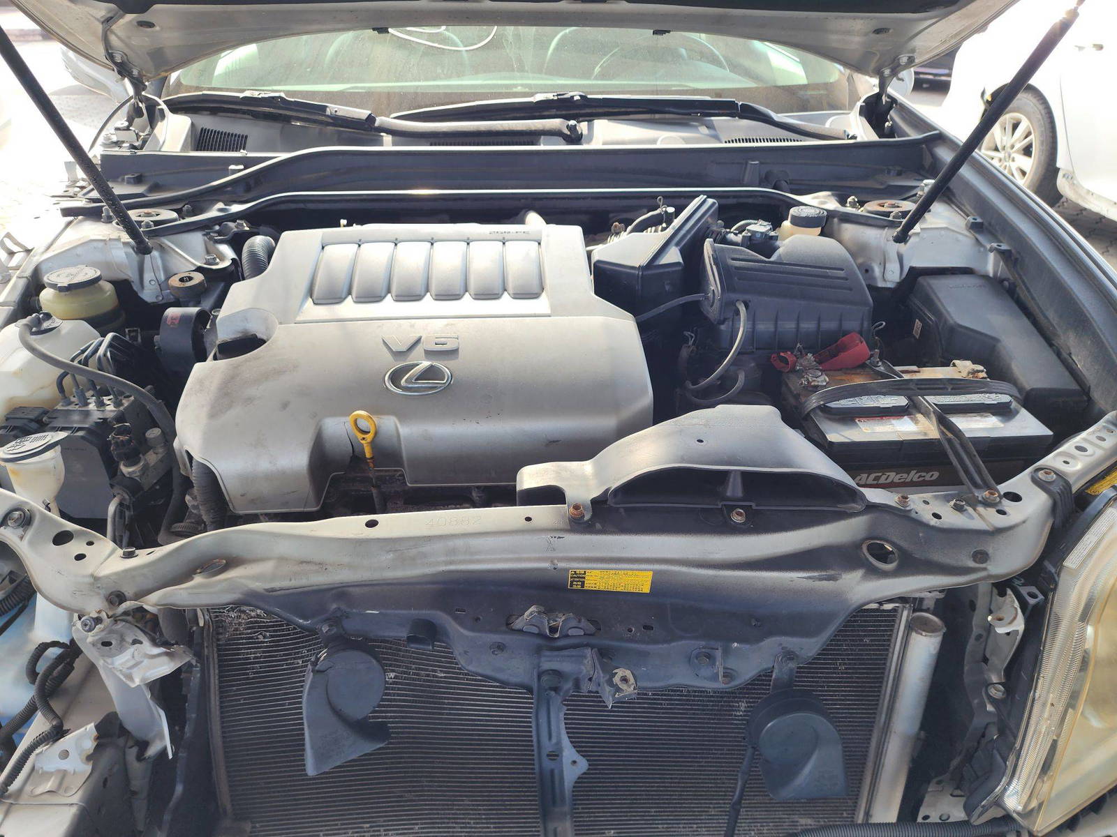 2012 LEXUS ES 350 — 156315 Miles — Lot 37594447 — Souq - Marhaba Auctions Used Cars - Image 12