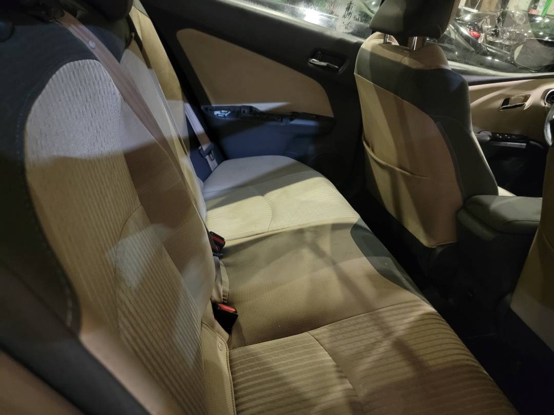 2018 TOYOTA PRIUS — 132391 Miles — Lot 3059224 - Marhaba Auctions Used Cars - Image 8