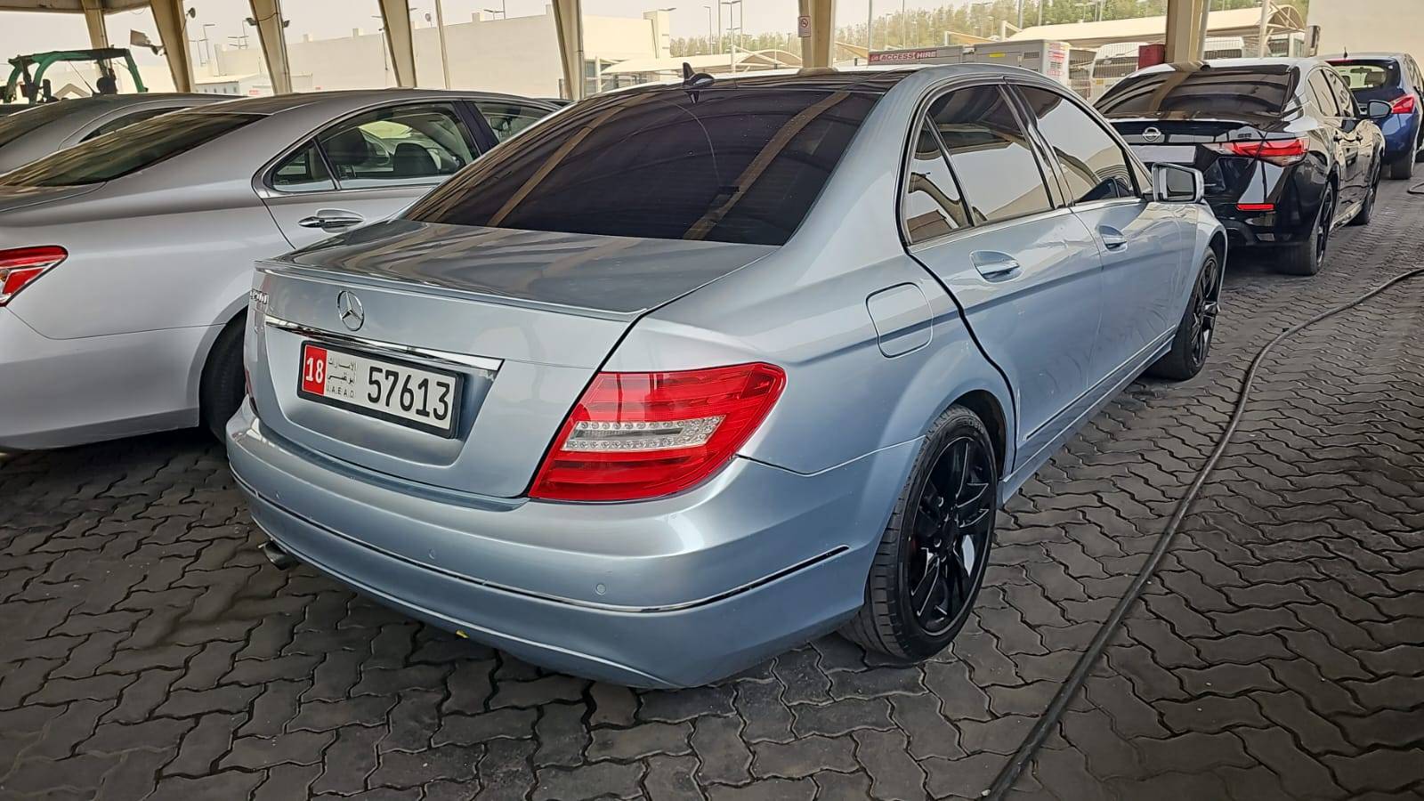 2013 MERCEDES BENZ C200 — 379220 KM — Lot XDA822914 — Souq - Marhaba Auctions Used Cars - Image 5