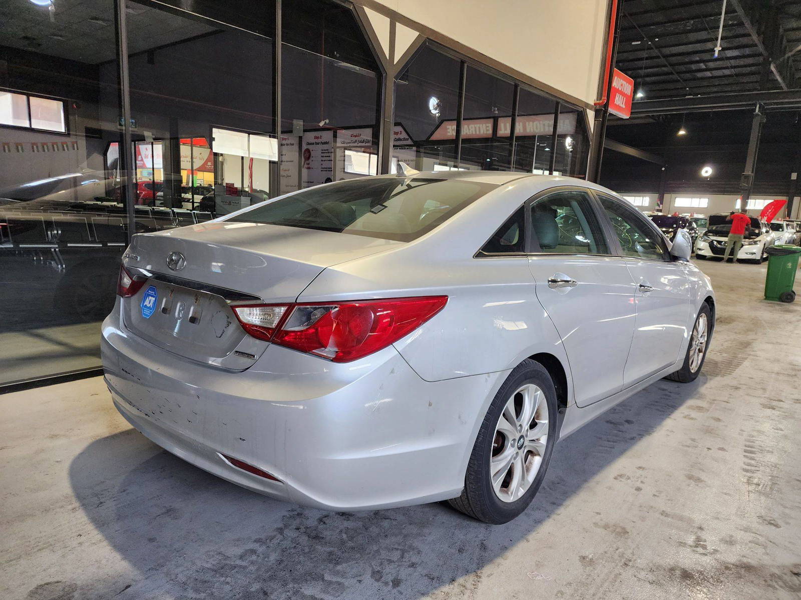 2011 HYUNDAI SONATA — 139402 Miles — Lot 73984 — Al Quoz - Marhaba Auctions Used Cars - Image 6