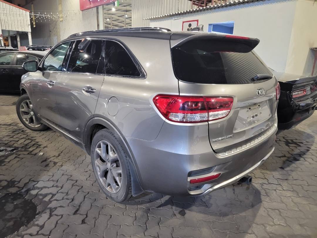 2018 KIA SORENTO — 132689 Miles — Lot 132 689 — Main - Marhaba Auctions Used Cars - Image 4