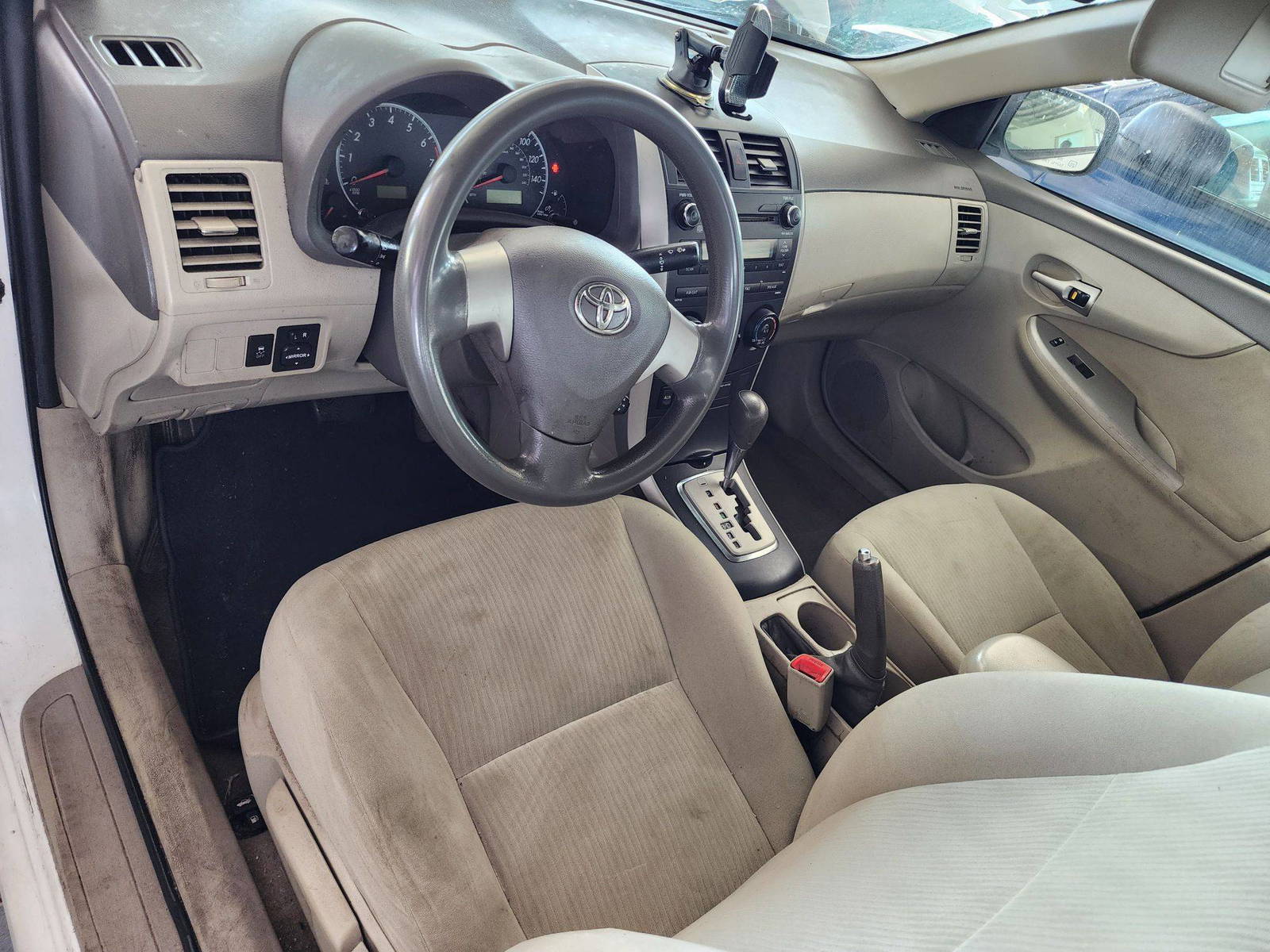 2010 TOYOTA COROLLA — 190009 Miles — Lot 37813978 - Marhaba Auctions Used Cars - Image 4