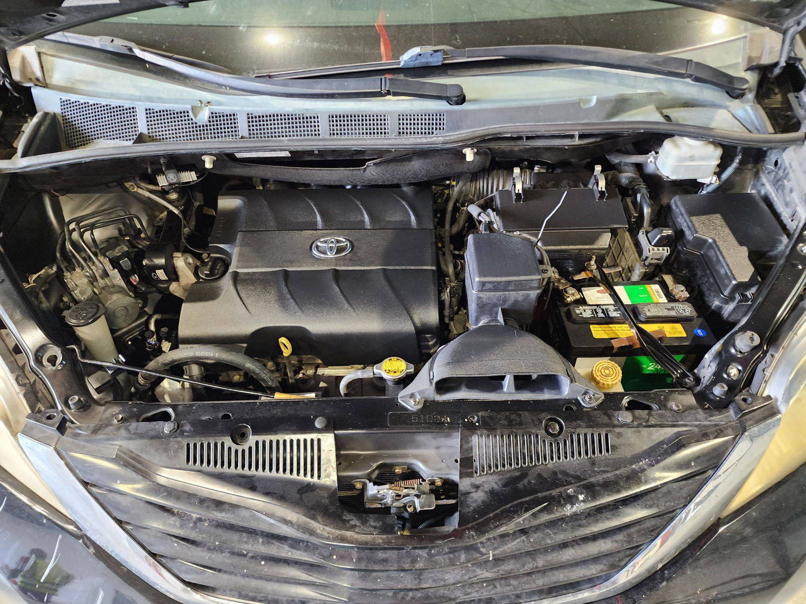 2013 TOYOTA SIENNA — 167068 Miles — Lot 40122848 — Souq - Marhaba Auctions Used Cars - Image 11