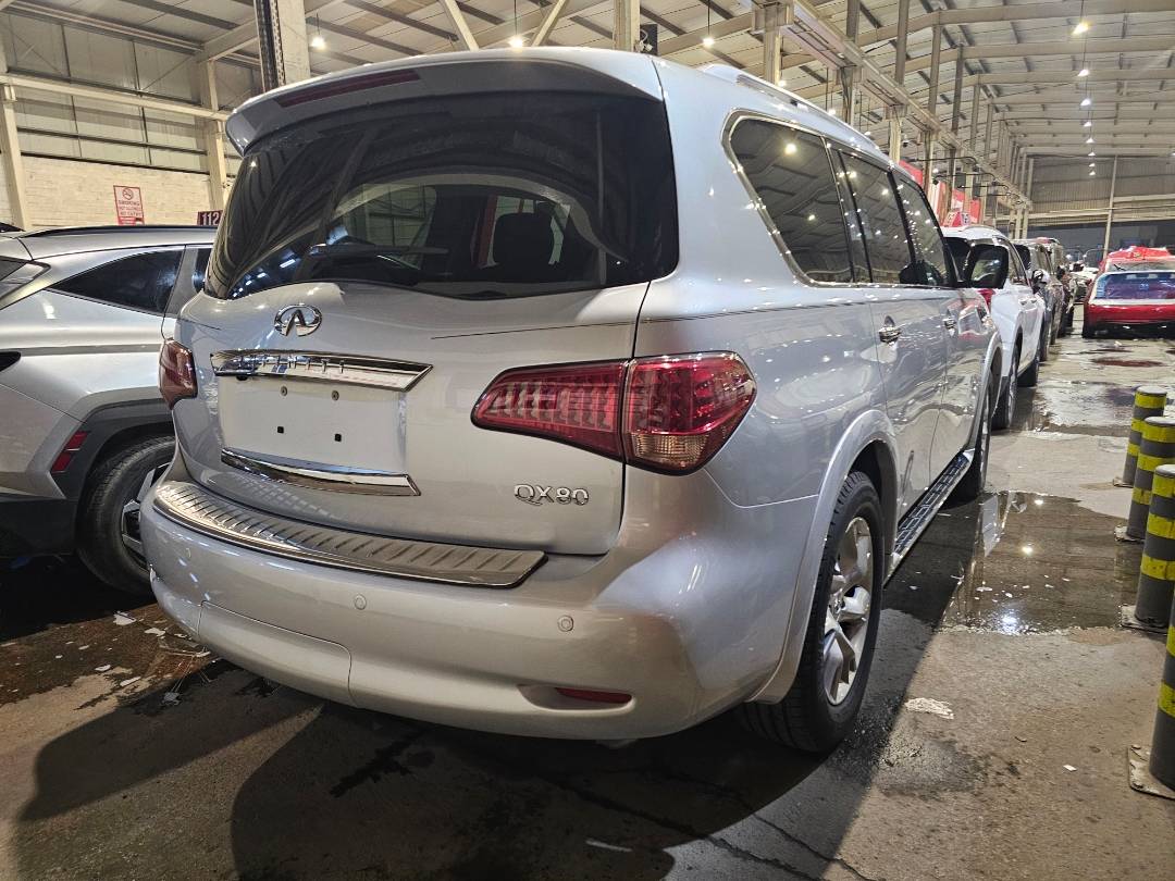 2014 INFINITI QX80 — 123560 Miles — Lot 062236 — Main - Marhaba Auctions Used Cars - Image 4