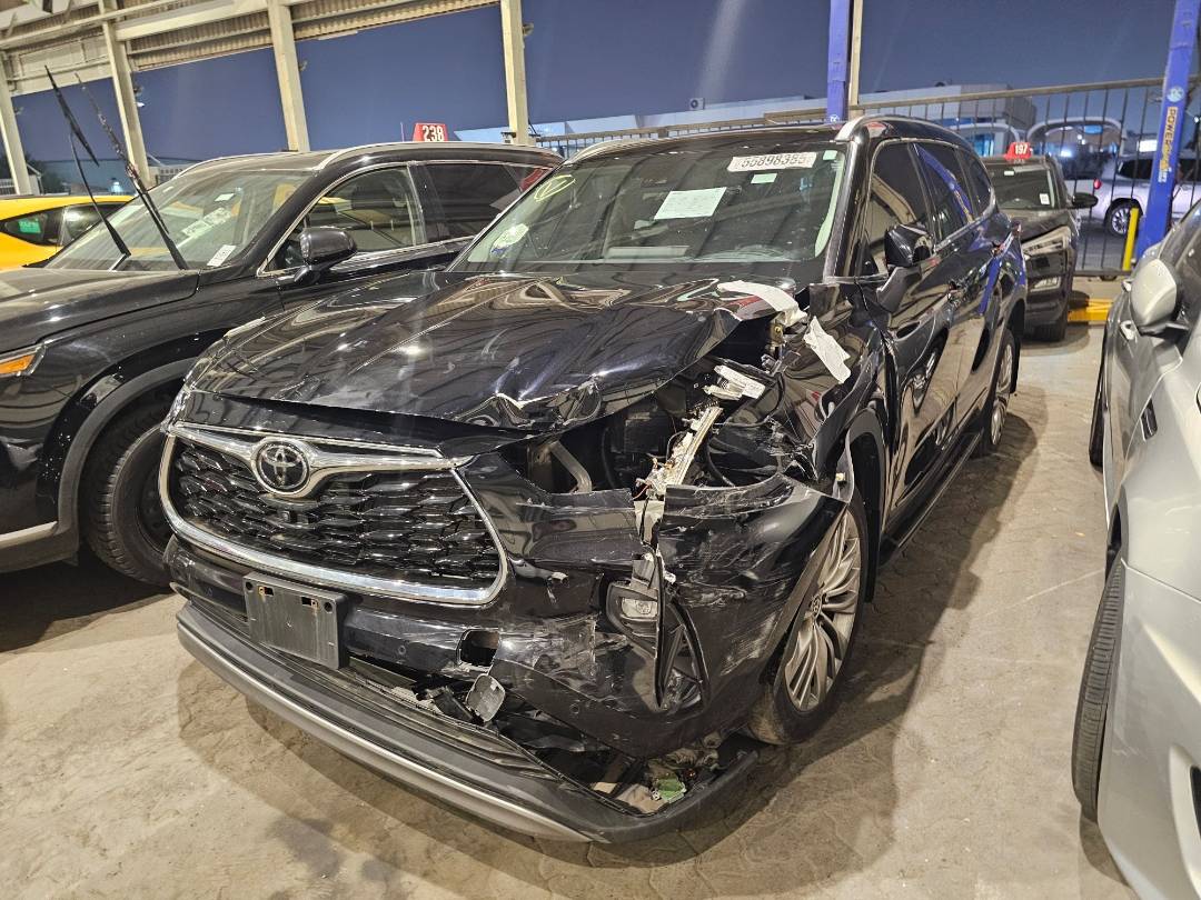 2022 TOYOTA HIGHLANDER — 35152 KM — Lot 55898385 — Main - Marhaba Auctions Used Cars - Image 6