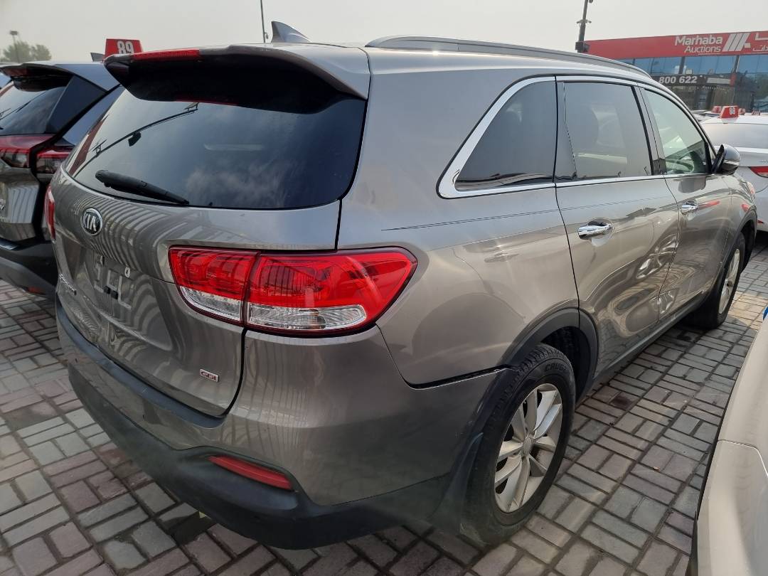 2018 KIA SORENTO — 146171 Miles — Lot 406679 — Ind. 12 - Marhaba Auctions Used Cars - Image 3
