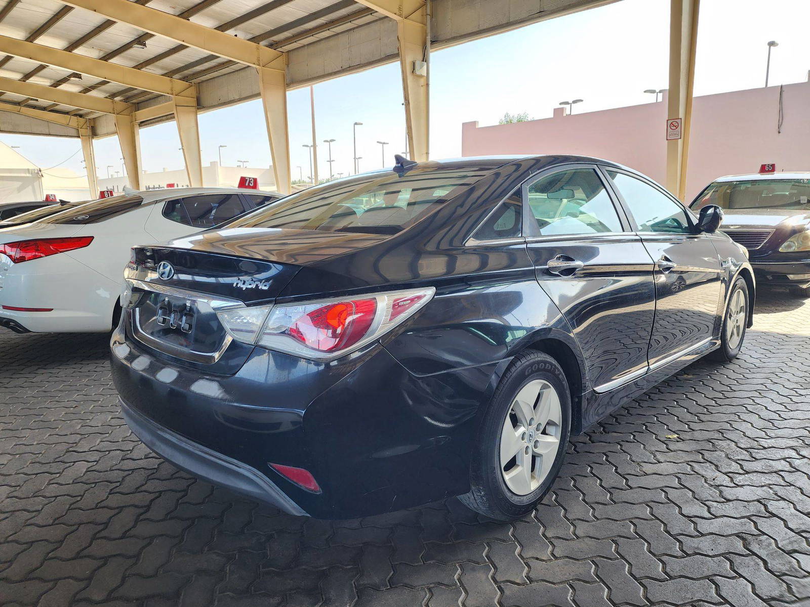 2011 HYUNDAI SONATA — 153711 Miles — Lot 61905594 — Souq - Marhaba Auctions Used Cars - Image 3