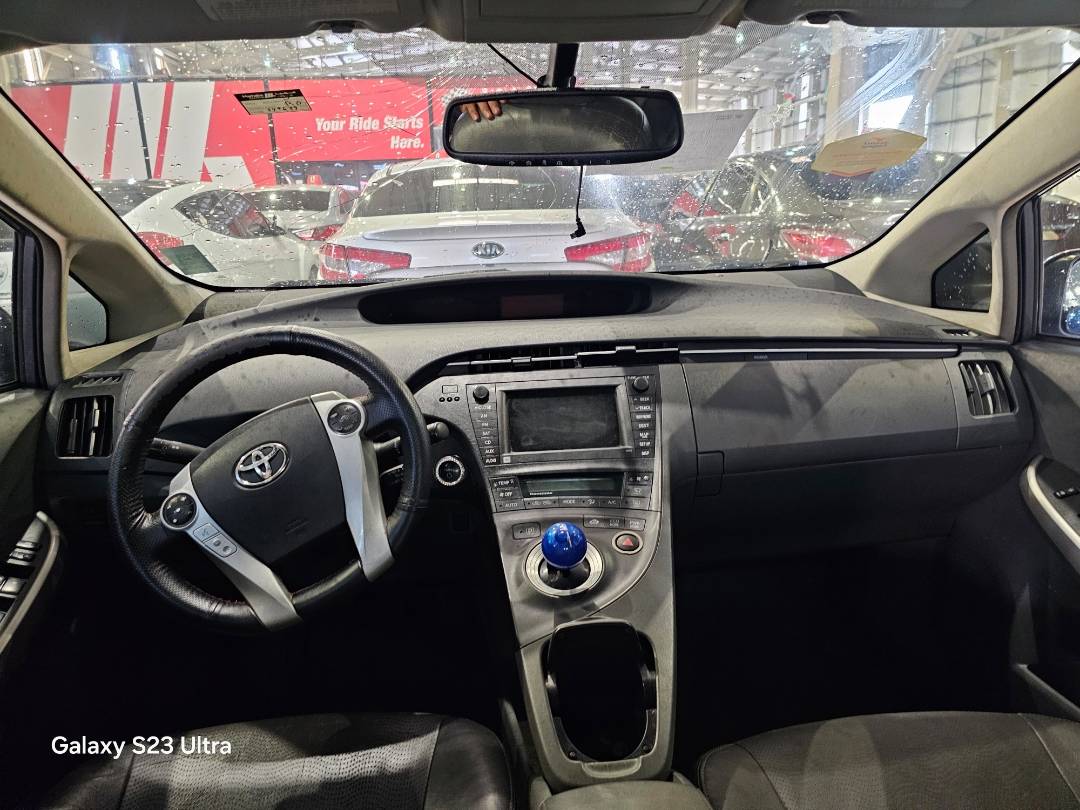 2010 TOYOTA PRIUS — 349639 Miles — Lot 069556 — Souq - Marhaba Auctions Used Cars - Image 8