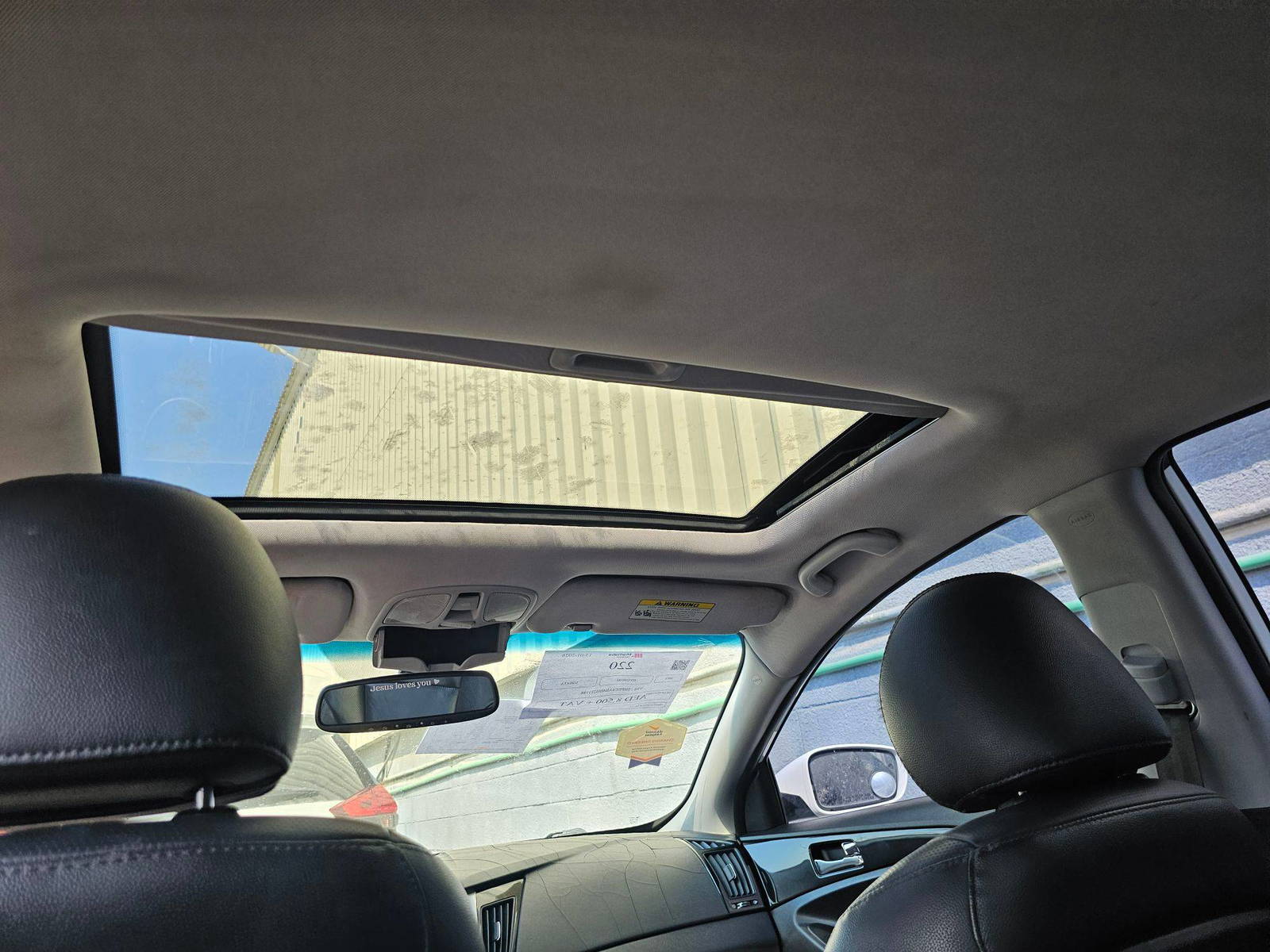 HYUNDAI SONATA 2011 - Marhaba Auction Used Cars - Image 10