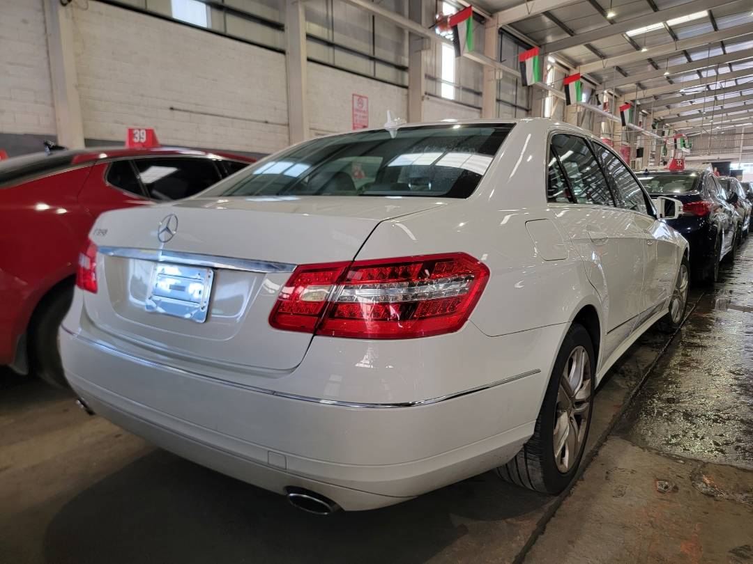 2011 MERCEDES BENZ E 350 — 176952 Miles — Lot 39337094 - Marhaba Auctions Used Cars - Image 3