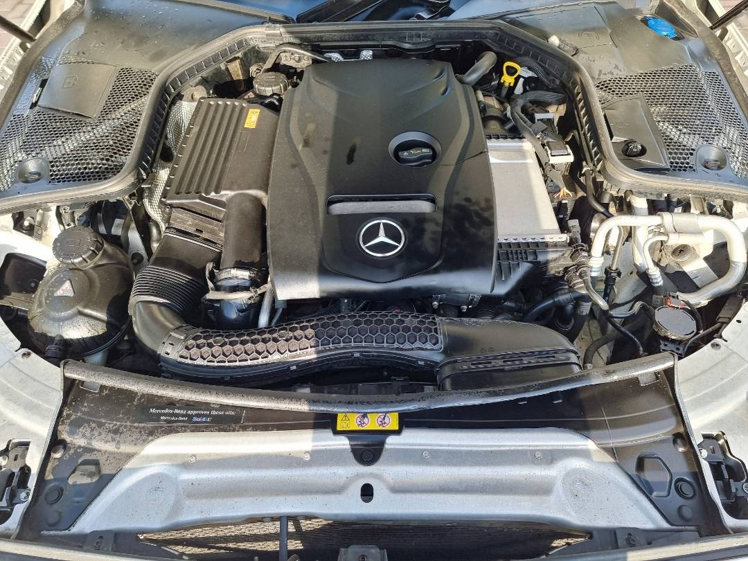 2017 MERCEDES BENZ C300 — 97229 Miles — Lot HU184292 — Main - Marhaba Auctions Used Cars - Image 12