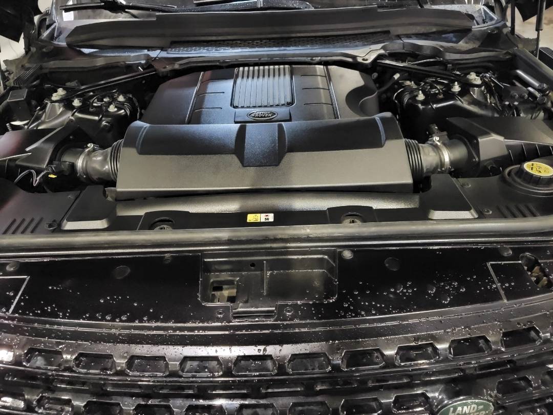 2015 LAND ROVER RANGE ROVER VOGUE — 169951 KM — Lot FA217575 — Main - Marhaba Auctions Used Cars - Image 12