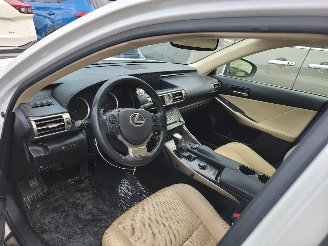 2014 LEXUS IS-350 — 152498 Miles — Lot 5002246 — Main - Marhaba Auctions Used Cars - Image 6