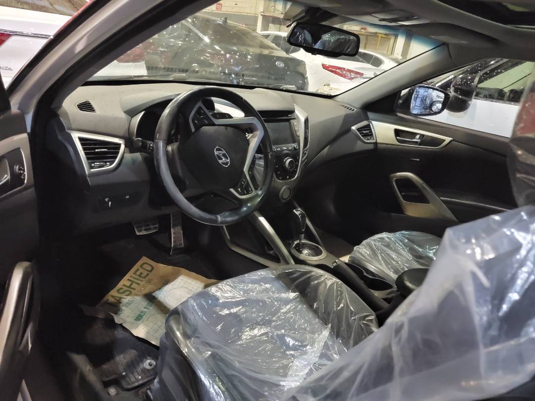 2013 HYUNDAI VELOSTER — 155236 Miles — Lot U121277 — Main - Marhaba Auctions Used Cars - Image 6