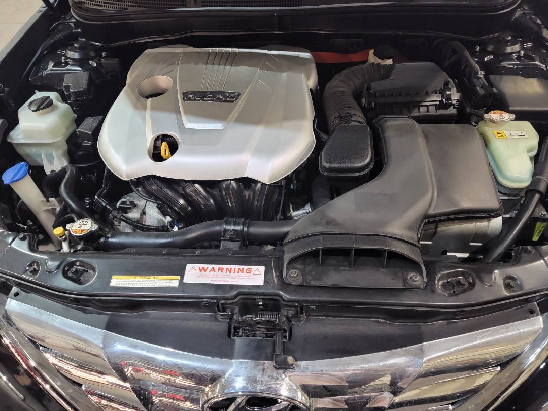 2012 HYUNDAI SONATA — 144700 Miles — Lot 057504 — Main - Marhaba Auctions Used Cars - Image 12