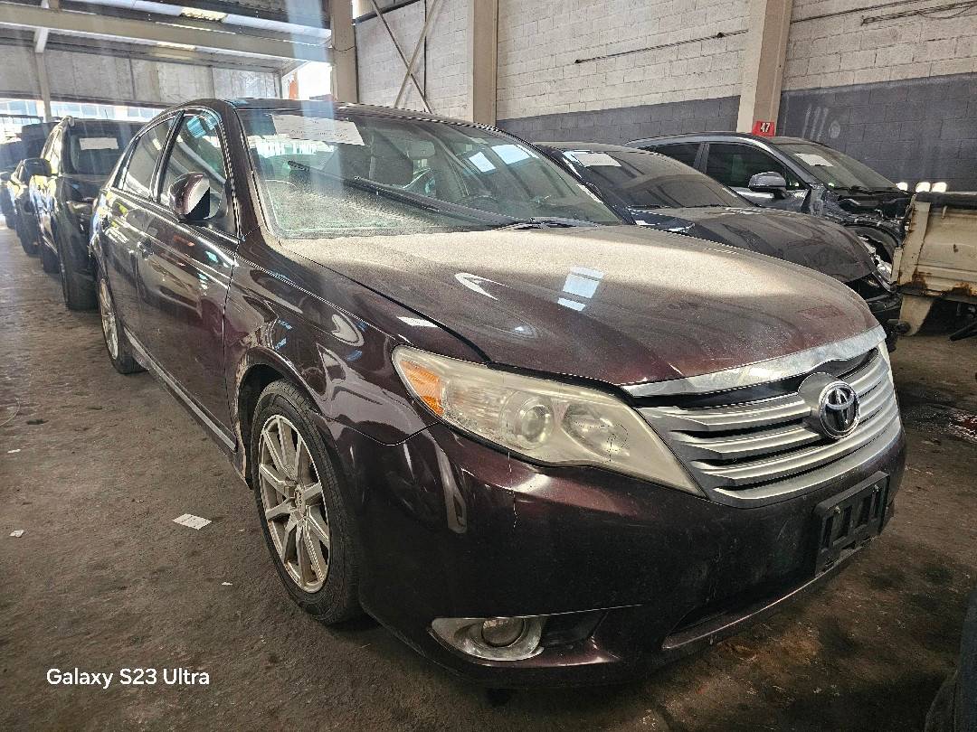 TOYOTA AVALON