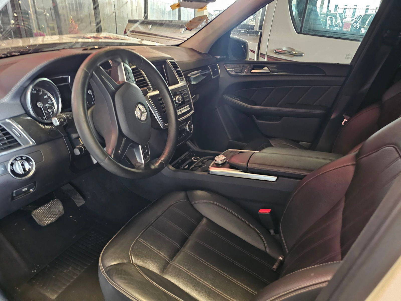 MERCEDES BENZ GLS 450 2016 - Marhaba Auction Used Cars - Image 8