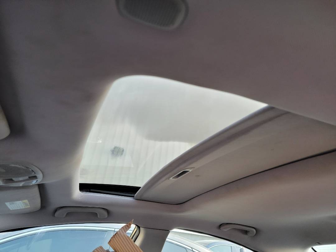 2011 HYUNDAI SONATA — 125570 Miles — Lot 57739323 - Marhaba Auctions Used Cars - Image 6