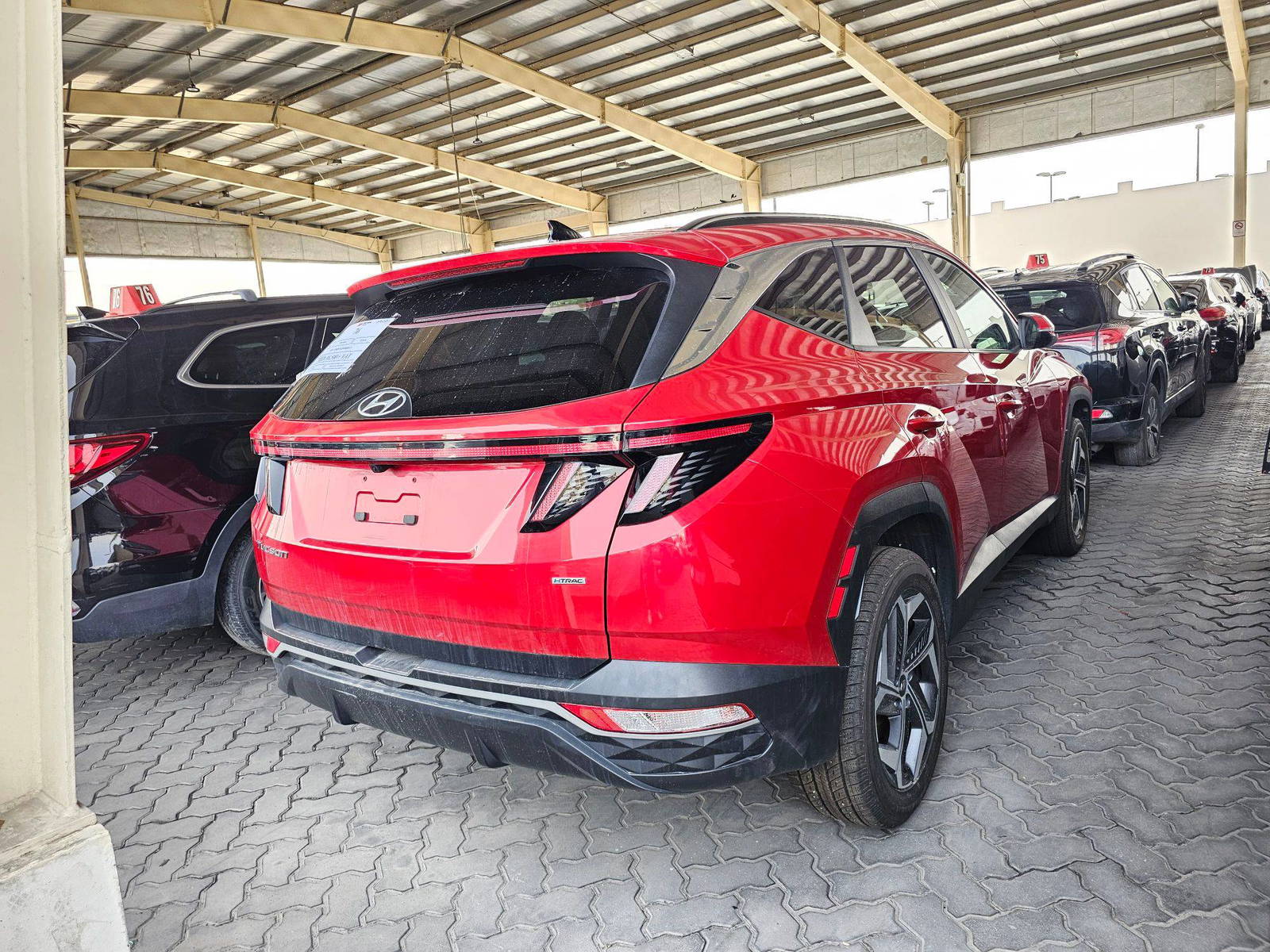 2022 HYUNDAI TUCSON — 67428 Miles — Lot NH083675 — Souq - Marhaba Auctions Used Cars - Image 3