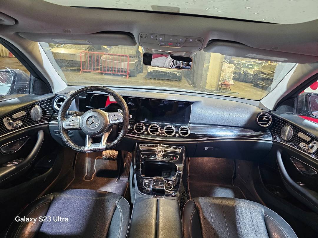 2018 MERCEDES BENZ E-300 — 140400 KM — Lot JA373579 — Main - Marhaba Auctions Used Cars - Image 8