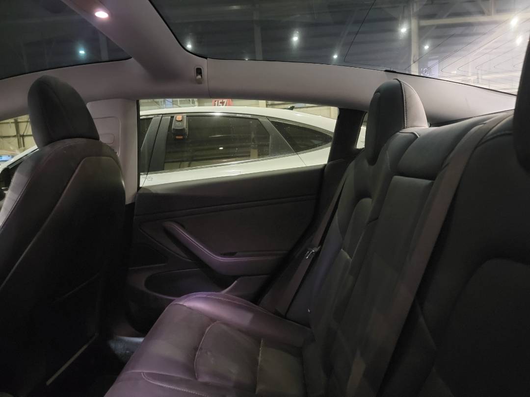 2018 TESLA MODEL 3 — 65483 Miles — Lot F028080 — Main - Marhaba Auctions Used Cars - Image 8