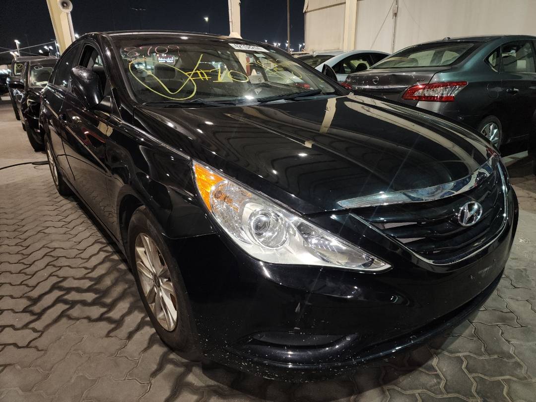 2011 HYUNDAI SONATA — 183864 Miles — Lot 42108244 - Marhaba Auctions Used Cars - Image 4