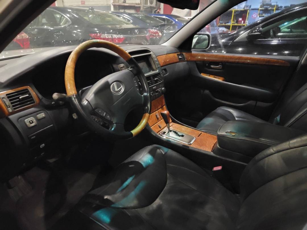 2002 LEXUS LS 430 — 248622 Miles — Lot 0081366 — Main - Marhaba Auctions Used Cars - Image 6