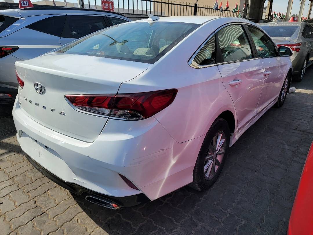 2018 HYUNDAI SONATA — 190922 KM — Lot H722512 — Main - Marhaba Auctions Used Cars - Image 3