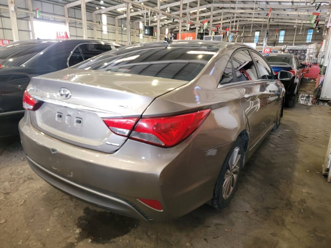 2014 HYUNDAI SONATA — 143708 Miles — Lot EH840146 — Main - Marhaba Auctions Used Cars - Image 3