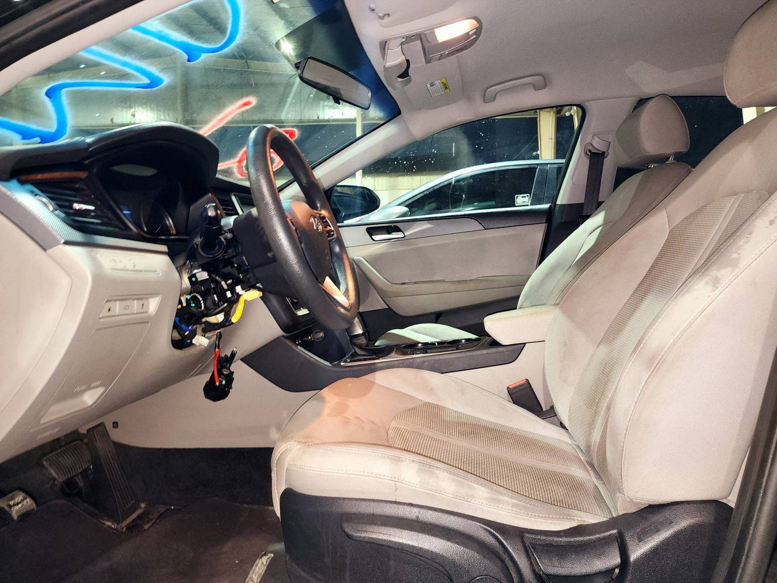 2018 HYUNDAI SONATA — 87150 Miles — Lot H600610 — Souq - Marhaba Auctions Used Cars - Image 8