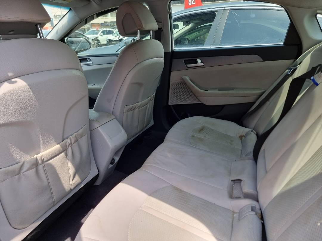 2016 HYUNDAI SONATA — 119489 Miles — Lot 334634 — Ind. 12 - Marhaba Auctions Used Cars - Image 4