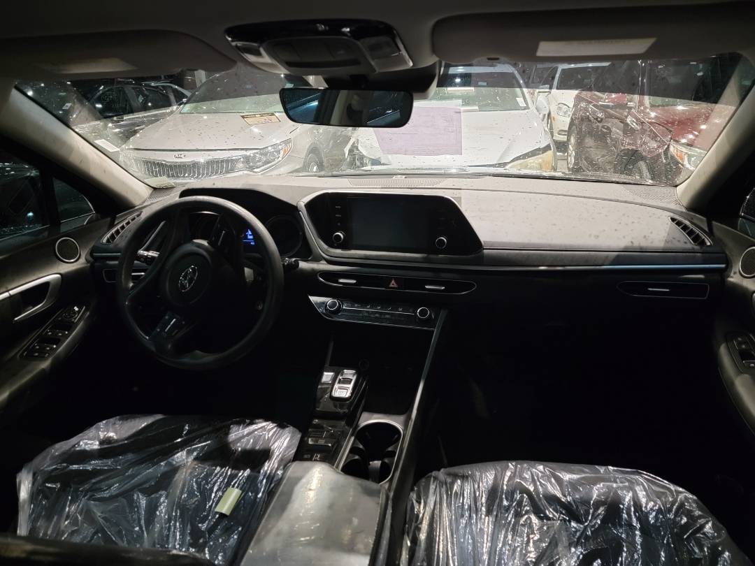 HYUNDAI SONATA 2021 - Marhaba Auction Used Cars - Image 8