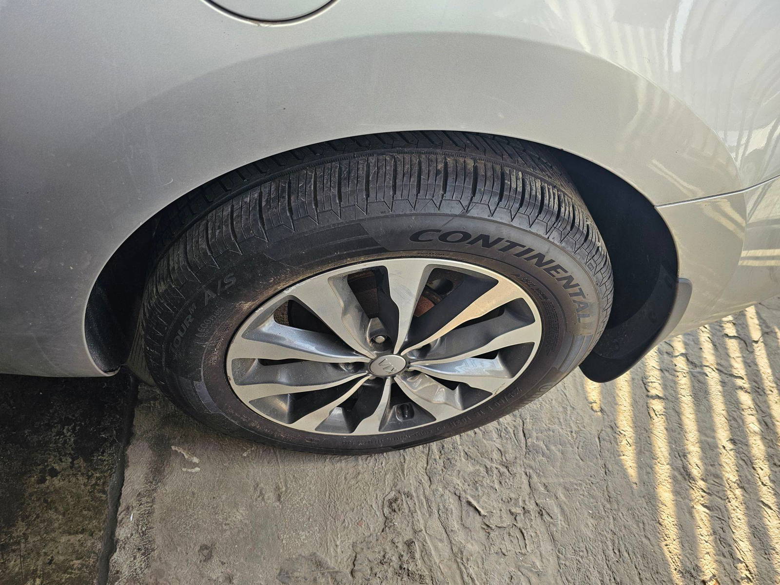 KIA SEDONA 2017 - Marhaba Auction Used Cars - Image 6