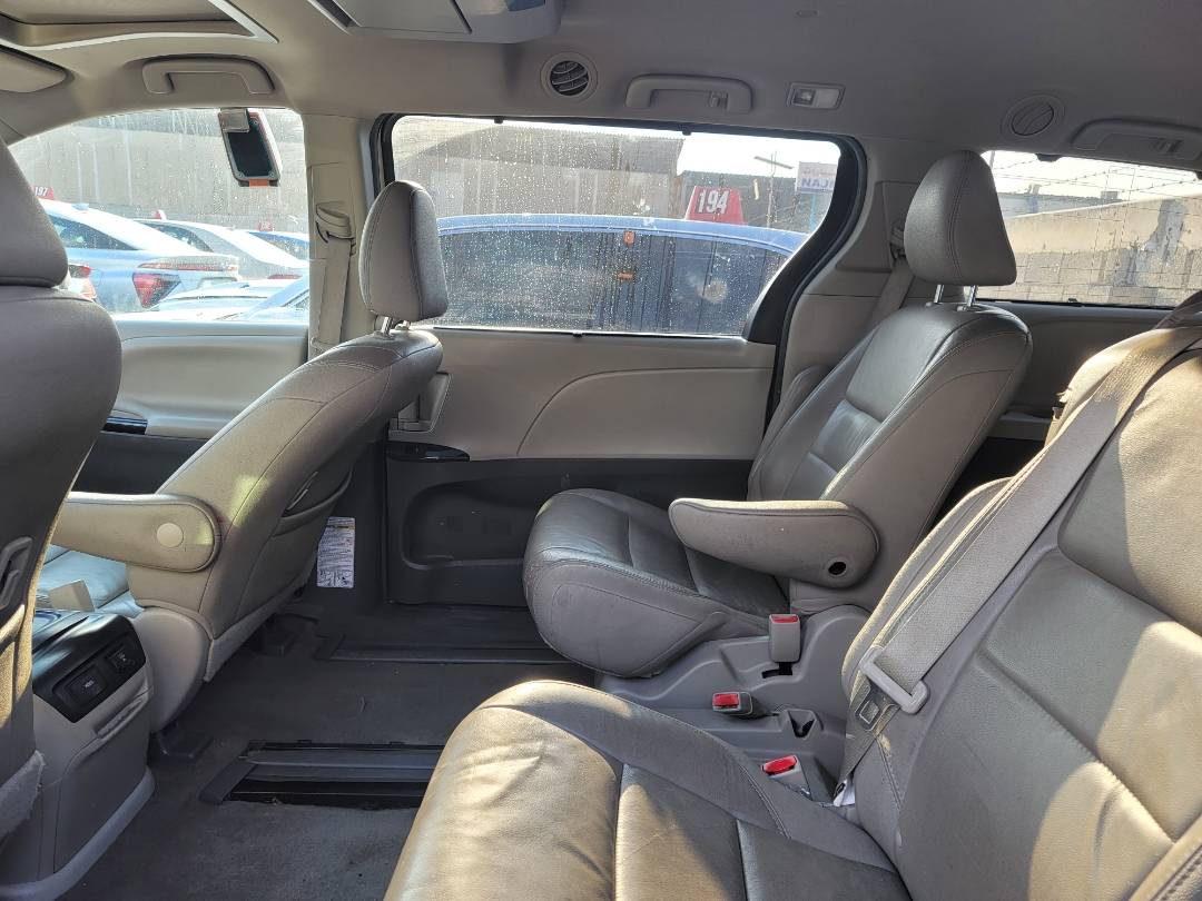 2015 TOYOTA SIENNA — 220222 Miles — Lot 632318 — Main - Marhaba Auctions Used Cars - Image 7