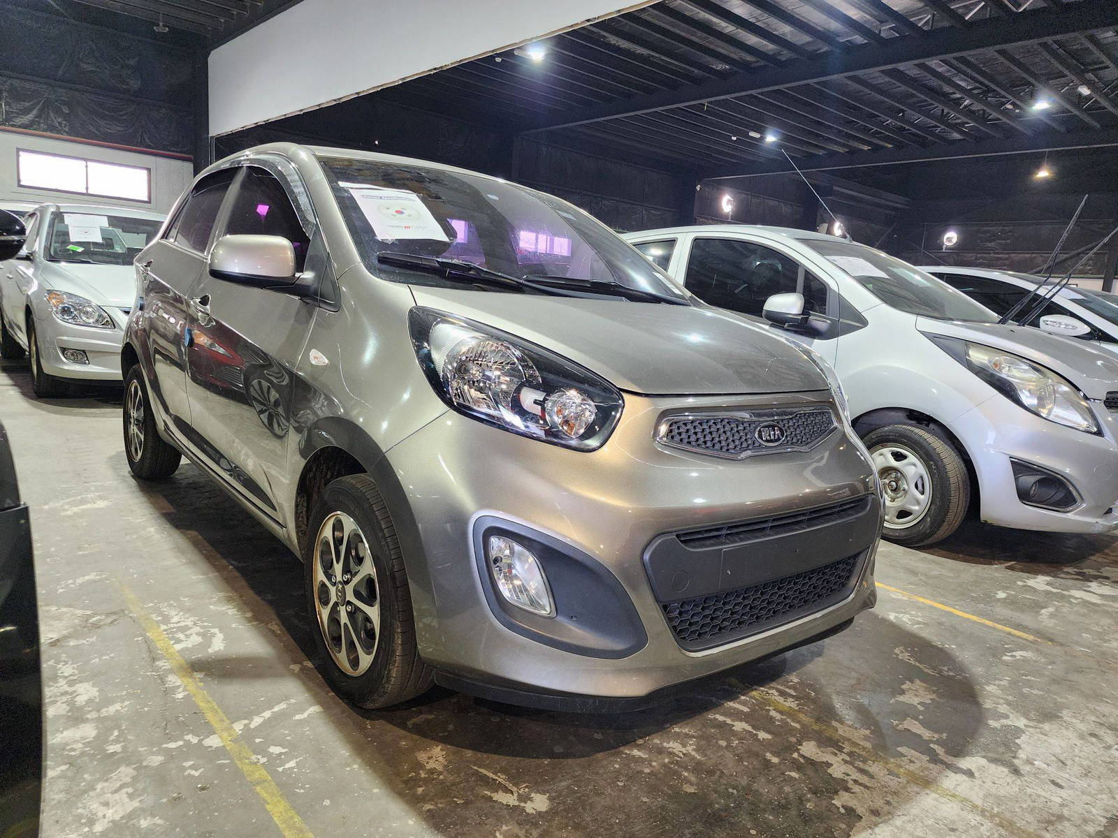 2012 KIA MORNING — 152933 KM — Lot 047902 — Al Quoz - Marhaba Auctions Used Cars - Image 3