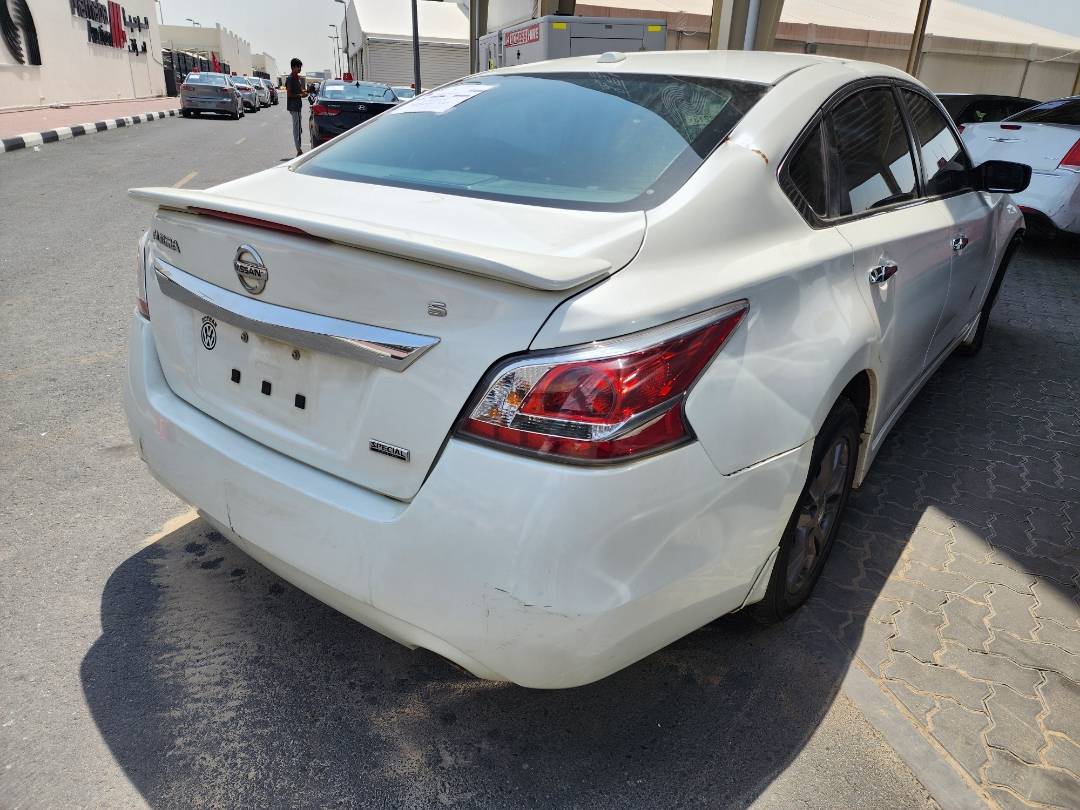 2015 NISSAN ALTIMA — 193260 Miles — Lot 79678213 - Marhaba Auctions Used Cars - Image 9