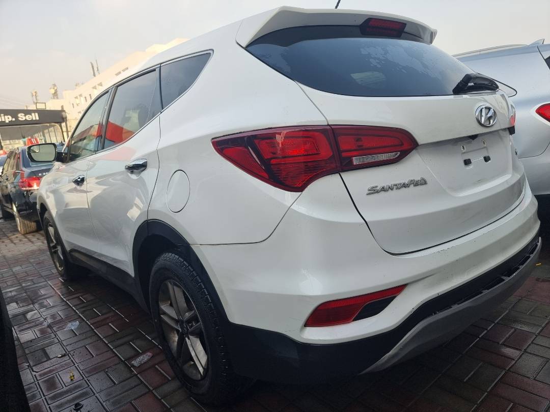 2018 HYUNDAI SANTA FE SPORT — 139313 Miles — Lot 092395 — Ind. 12 - Marhaba Auctions Used Cars - Image 6