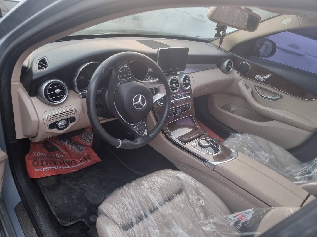 2018 MERCEDES BENZ C300 — 90900 Miles — Lot JU244077 — Ind. 12 - Marhaba Auctions Used Cars - Image 7