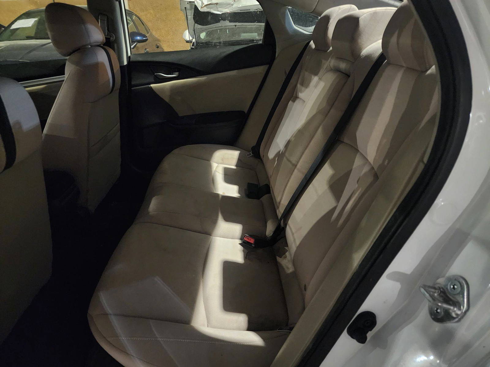 2019 HONDA CIVIC — 142961 Miles — Lot 74499555 — Souq - Marhaba Auctions Used Cars - Image 18
